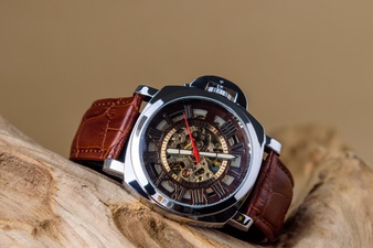 Wooden Watches UK - What to Consider When Buying Wooden Watches for Men