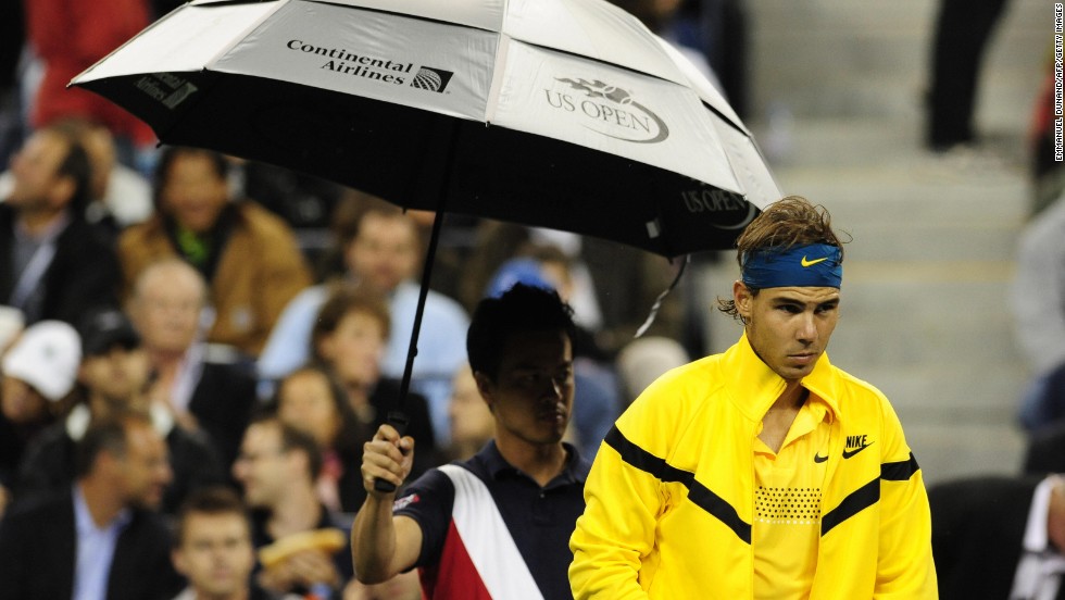U.S. Open, after rain disruptions, to have two retractable roofs