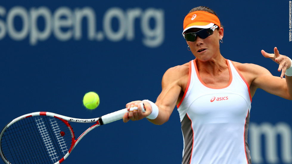 Samantha Stosur makes a strong start to her U.S. Open title defense