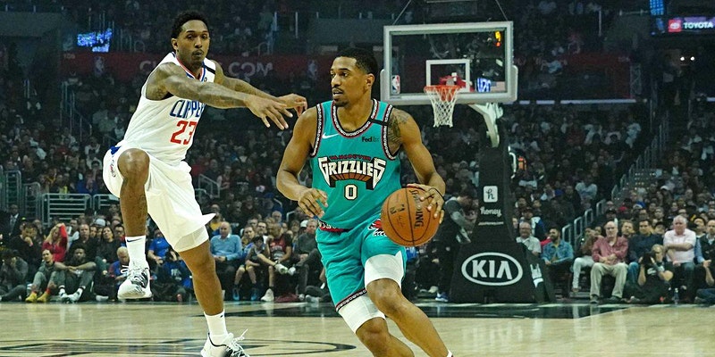 st Quarter Memphis Grizzlies vs LA Clippers JUST IN • YOUTUBE Starting Thursday s game Brooks thigh will start Thursday s game against the Clippers