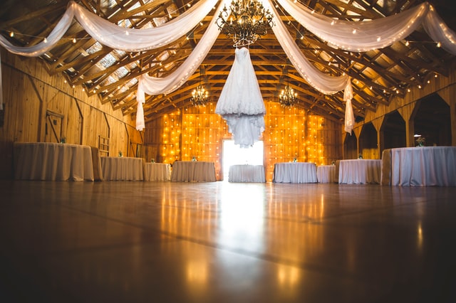 Rustic Weddings Guide: Top Things You Need to Know First!
